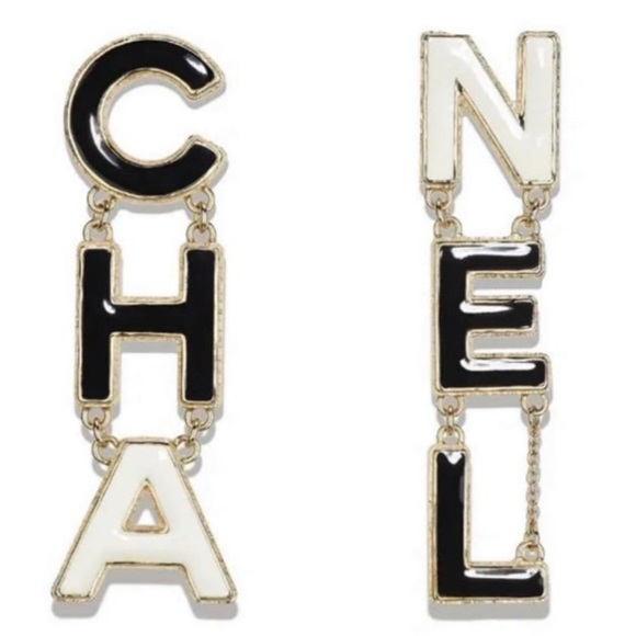 CHANEL Jewelry - CHANEL 22A Black White & Gold CC Logo Dangle Earrings - NEW with TAGS & RECEIPT!